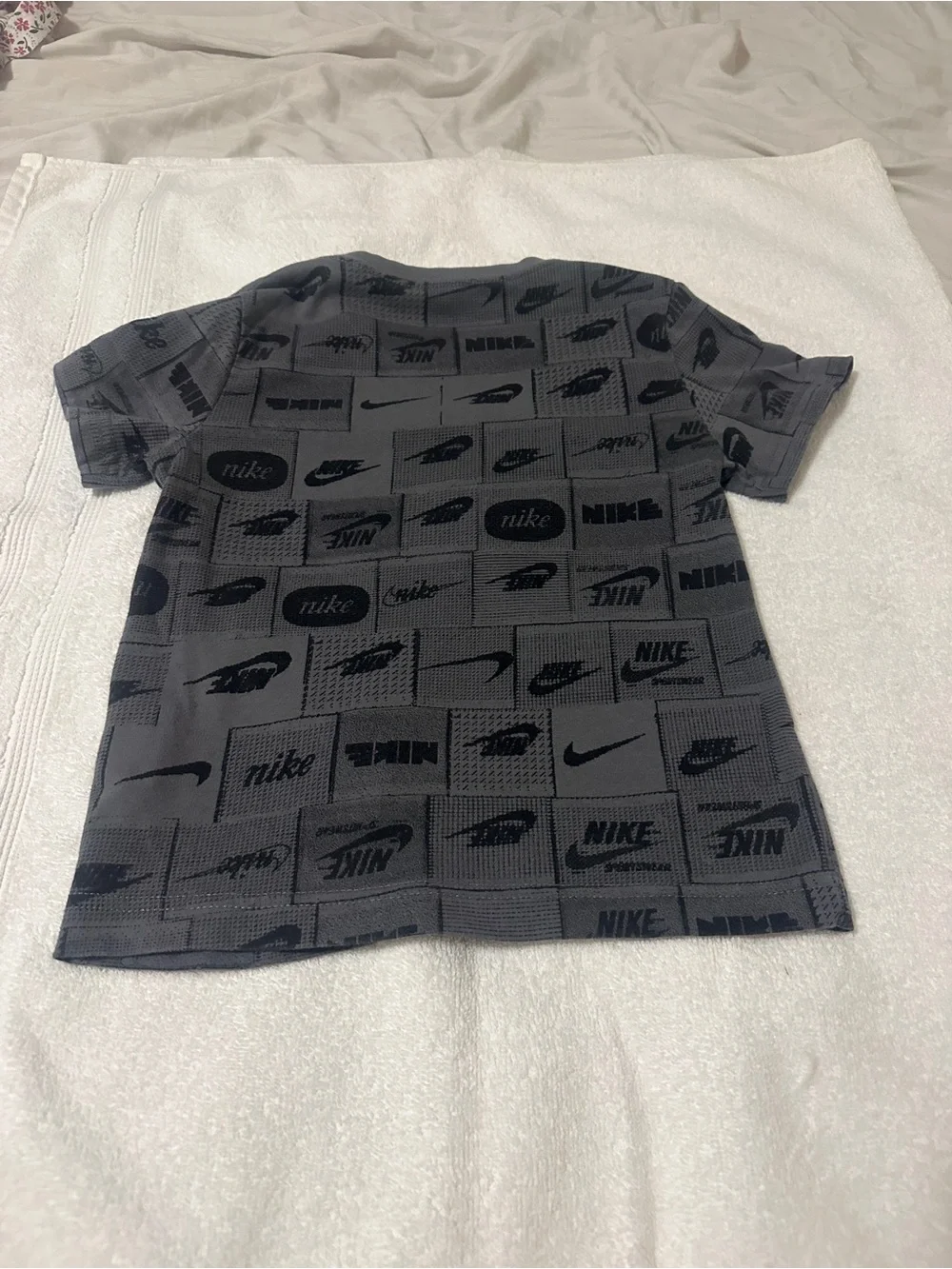 Nike boys 2 piece outfit black gray size 7 cotton polyester